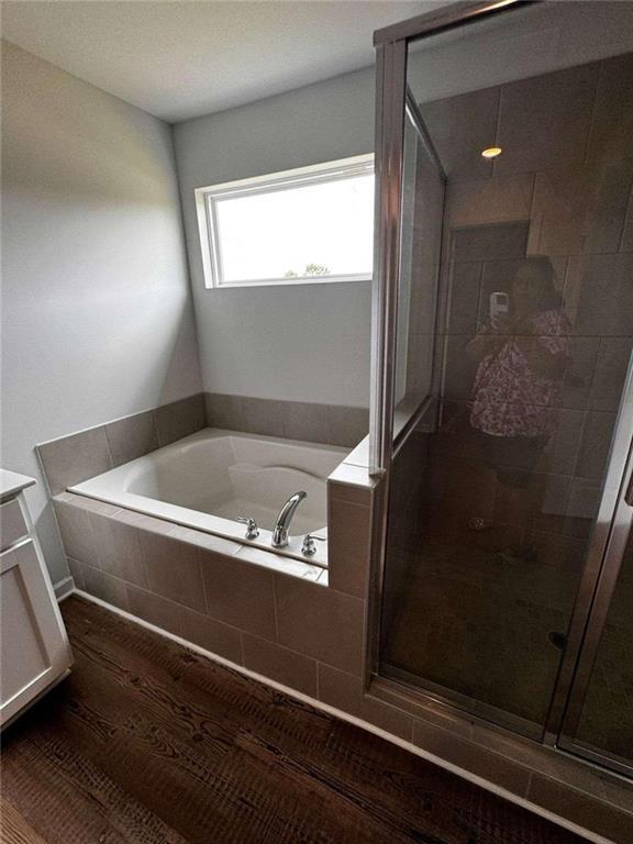 Building Photo - 420 Pt Pl Dr