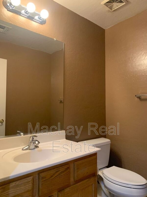 Building Photo - 3722 E Kimball Rd