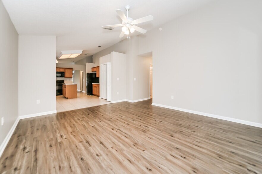 Building Photo - 2459 Woodstork Ct