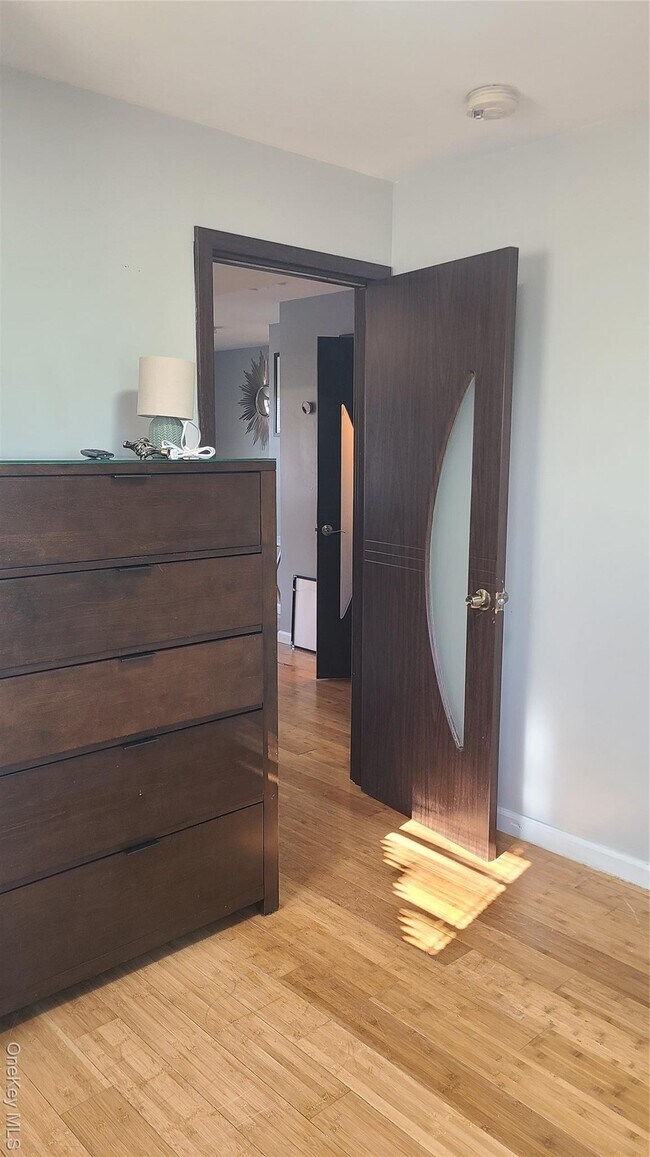 Building Photo - 210-38 Nashville Blvd