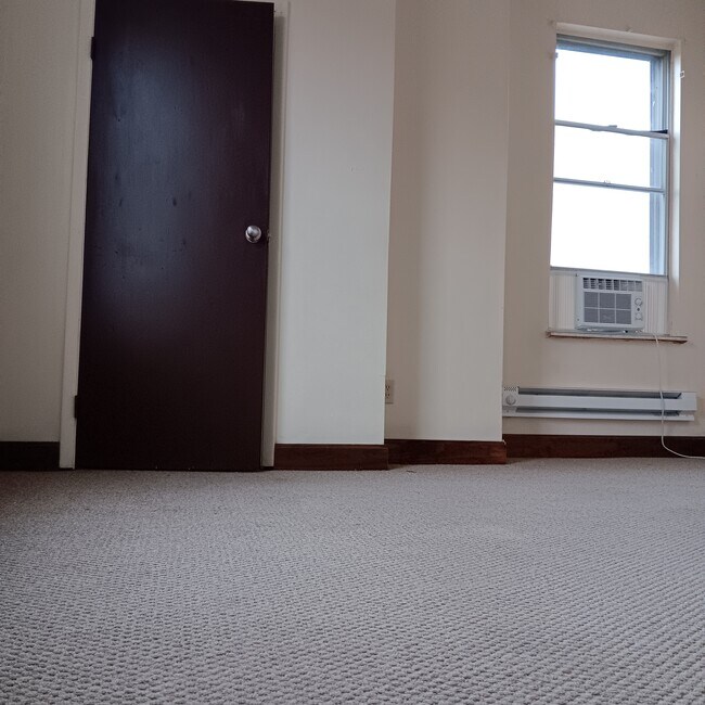 Building Photo - 2148 Auburn Ave