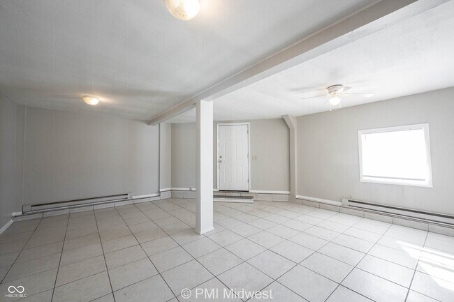 Building Photo - 4881 300W