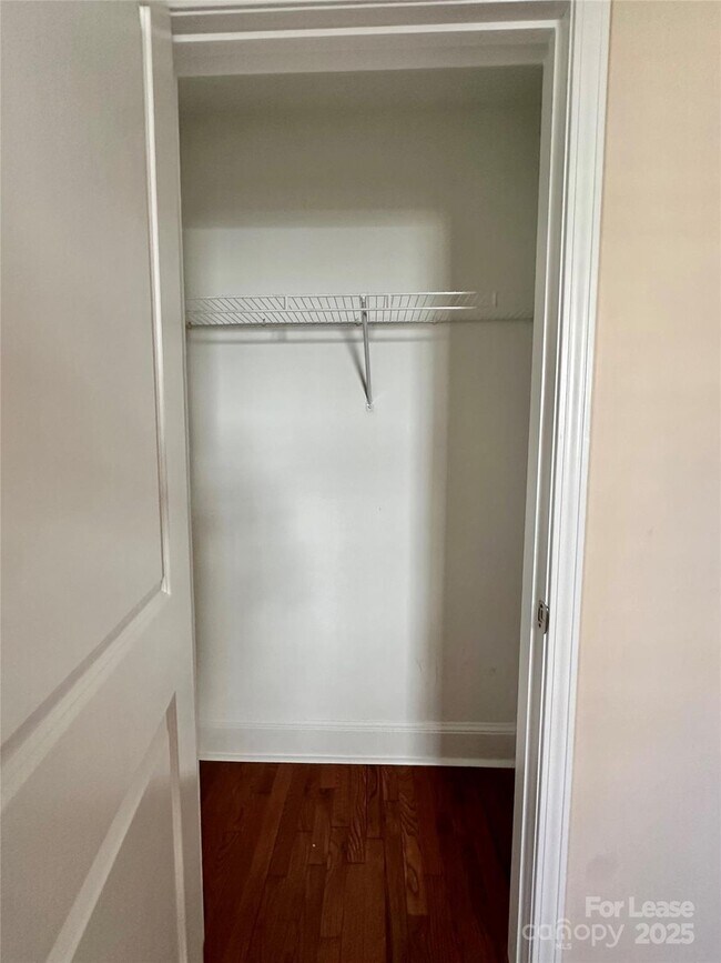 Building Photo - 2063 Eaton Rd