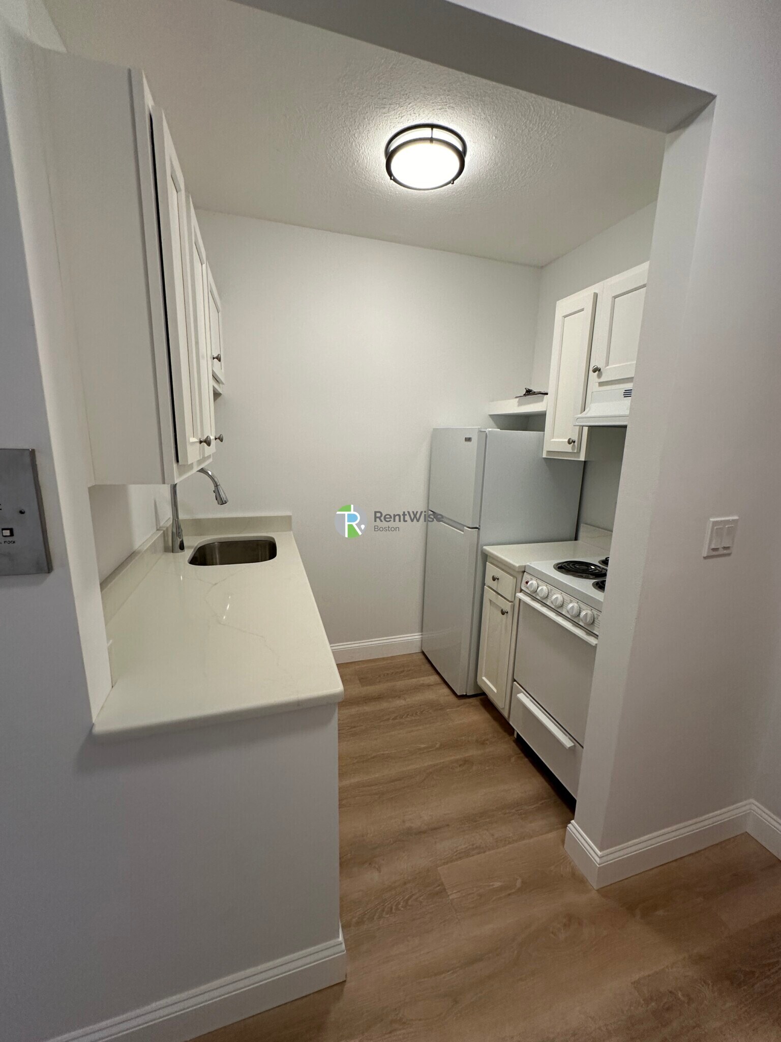 Building Photo - 111 Norway St