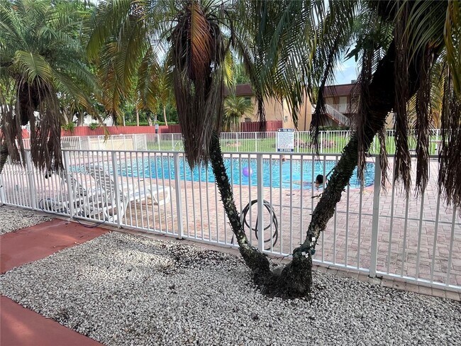 Building Photo - 9970 SW 88th St