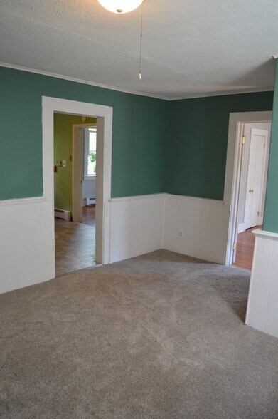 Living Room - 198 Hart St