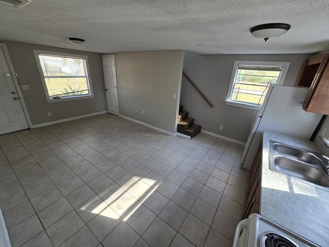 Building Photo - 5156 107th St