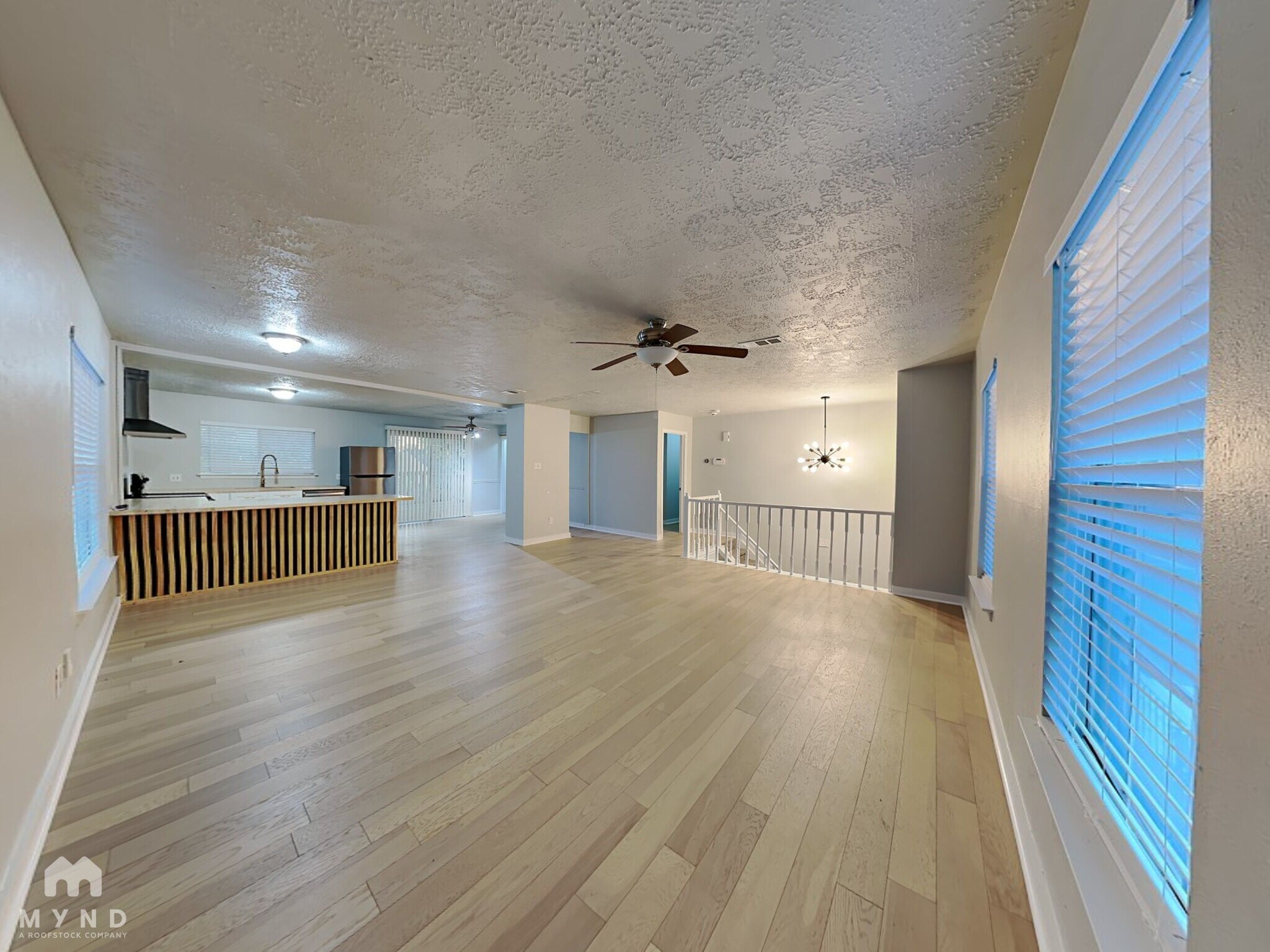 Building Photo - 15218 Tresch Ln