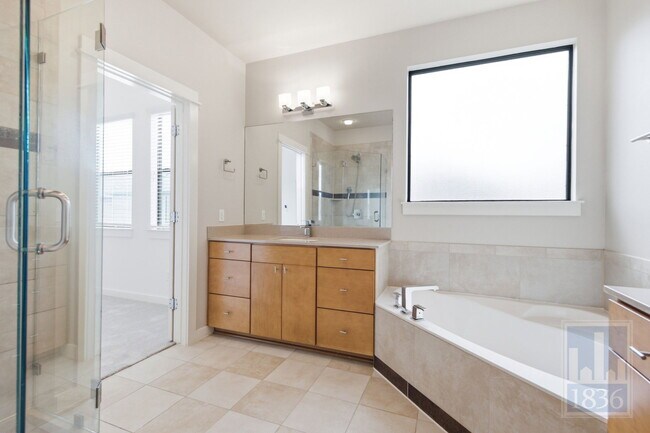 Building Photo - 3109 Corbin Ln