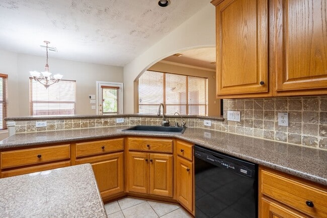Building Photo - 12502 Boxwood Way Ln