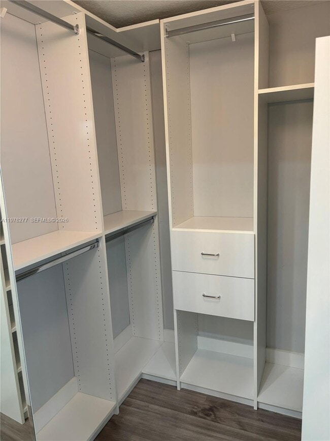 Building Photo - 6700 NW 114th Ave