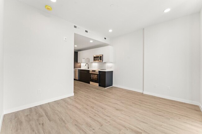 Building Photo - 24-28 Mt Pleasant St