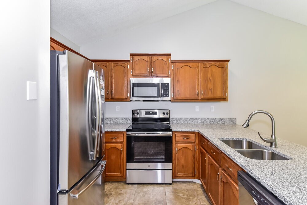 Building Photo - 10368 Palmer Cove