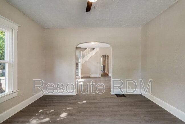 Building Photo - 1312 N Dearborn St
