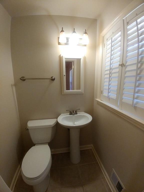 Building Photo - 1275 Pine Valley Ct