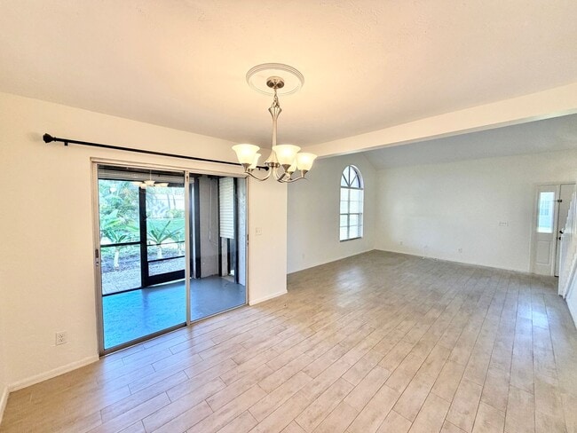 Building Photo - **LELY COUNTRY CLUB** 2 BED + LOFT / 2 BAT...