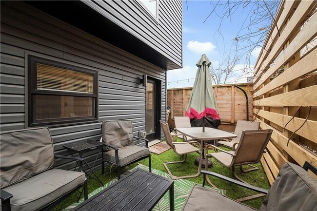 Building Photo - 5228 Dresden Wy