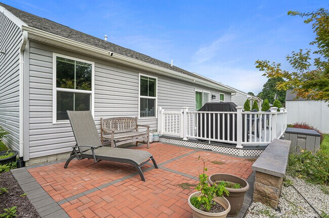 Building Photo - 18304 Patchwork Dr