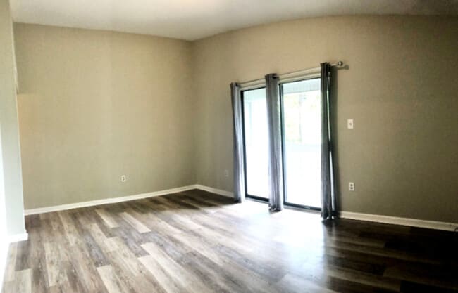 Building Photo - 1722 Hunters Trl