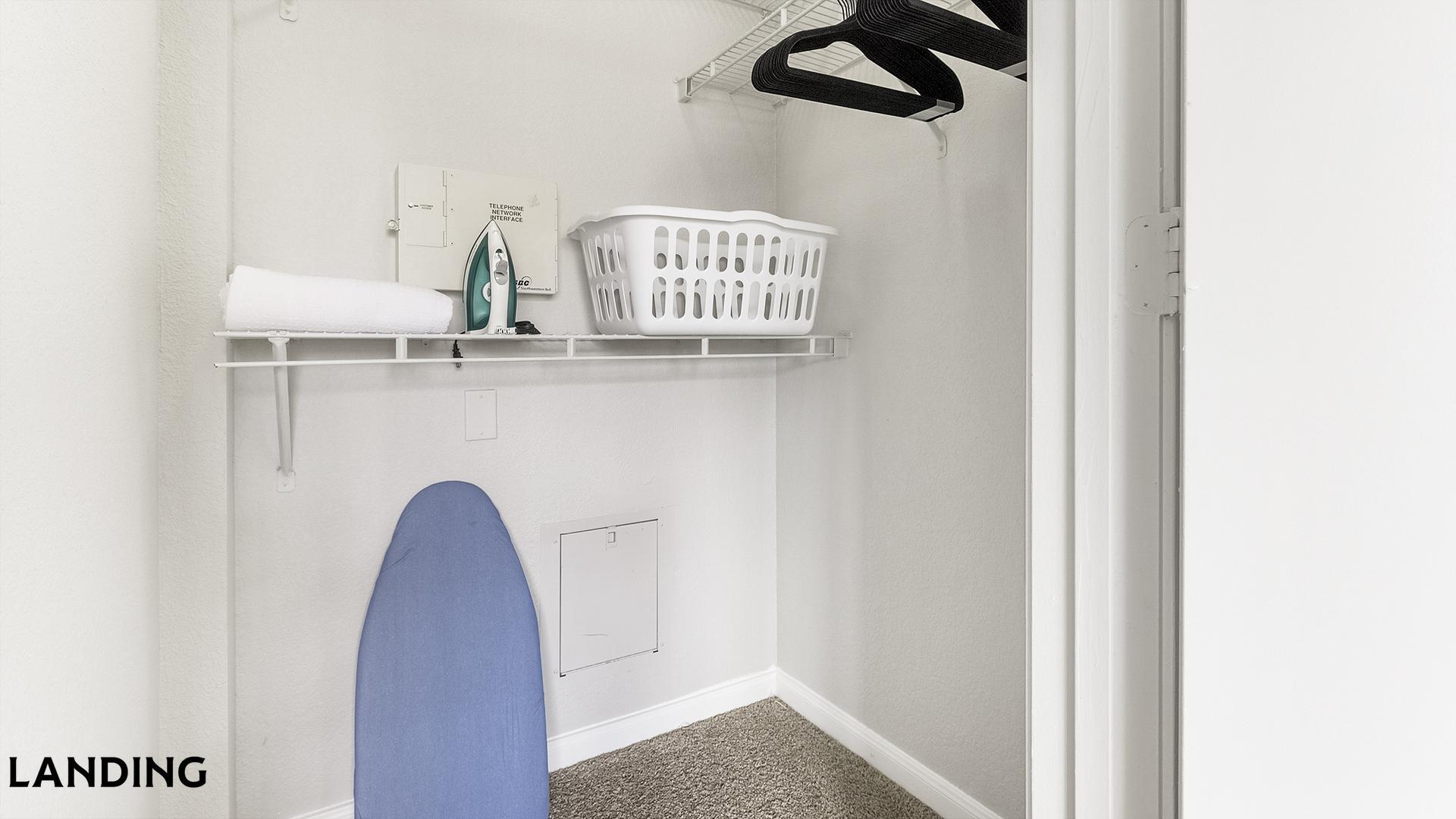 Building Photo - 9835 Fredericksburg Rd