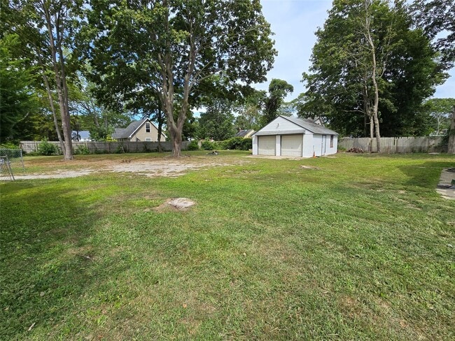Building Photo - 29 Hackensack Rd