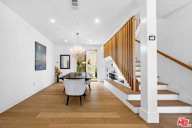 Building Photo - 4841 Minden Pl