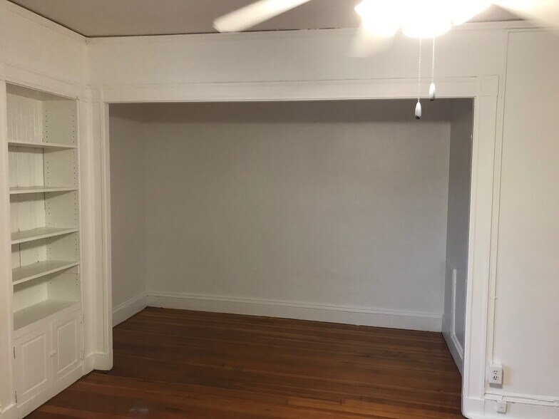 Building Photo - 73 Westland Ave