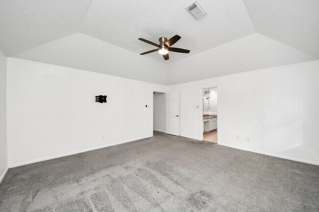 Building Photo - 22907 Copper Creek Ln
