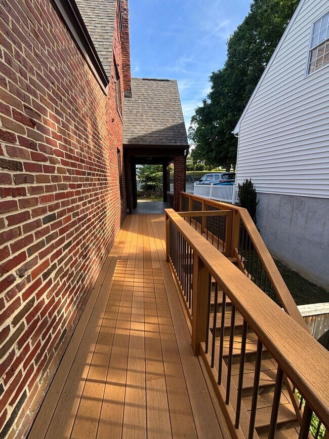 Building Photo - REDUCED Grandin Court Tudor with 3 Bedrooms and 2.5 Baths - EV Charging Station