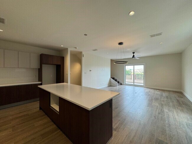 Building Photo - 210 Veracruz Dr