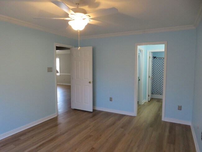 Building Photo - Petersburg Virginia