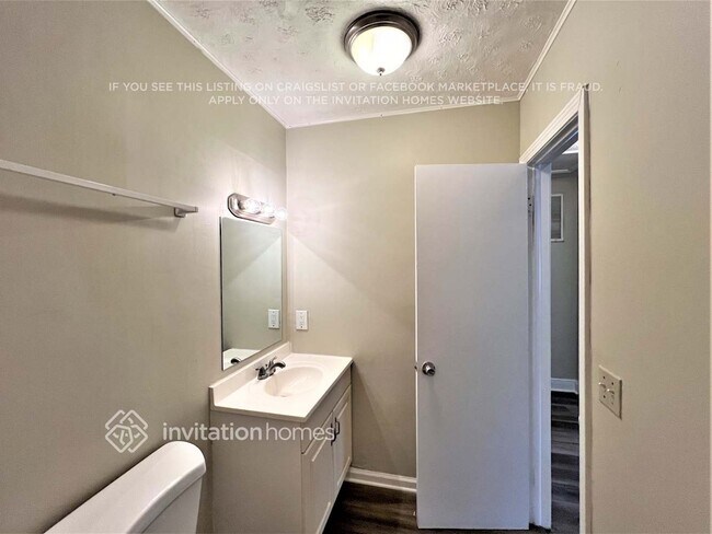 Building Photo - 6602 Pebble Beach