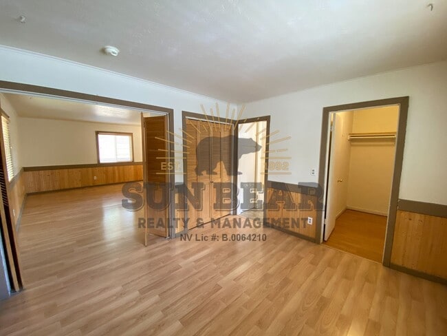 Building Photo - 1 Bedroom in Incline Village!