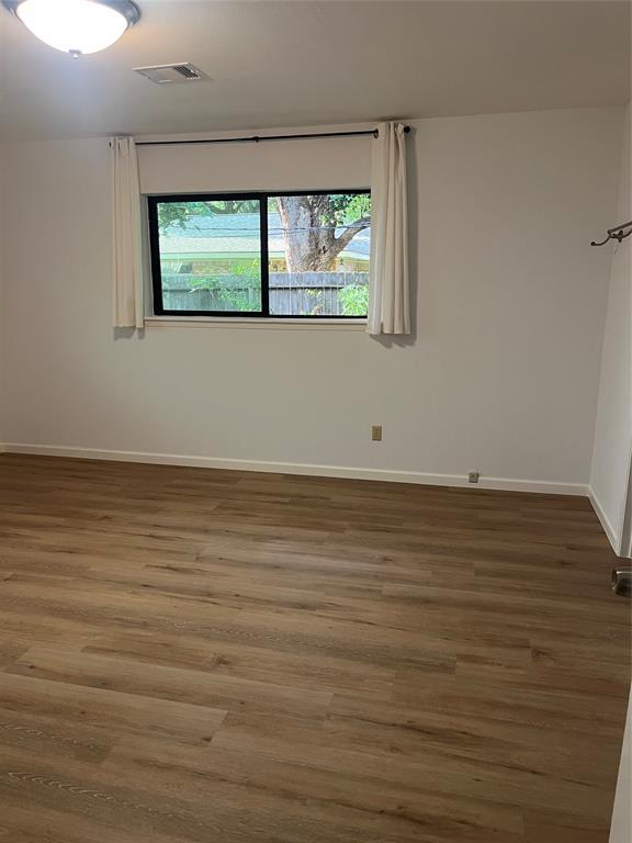 Building Photo - 10122 Metronome Dr