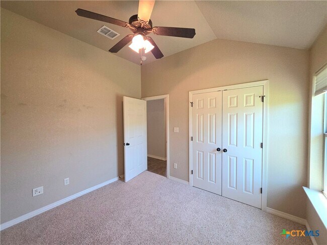 Building Photo - 5020 Sean Patrick Glen