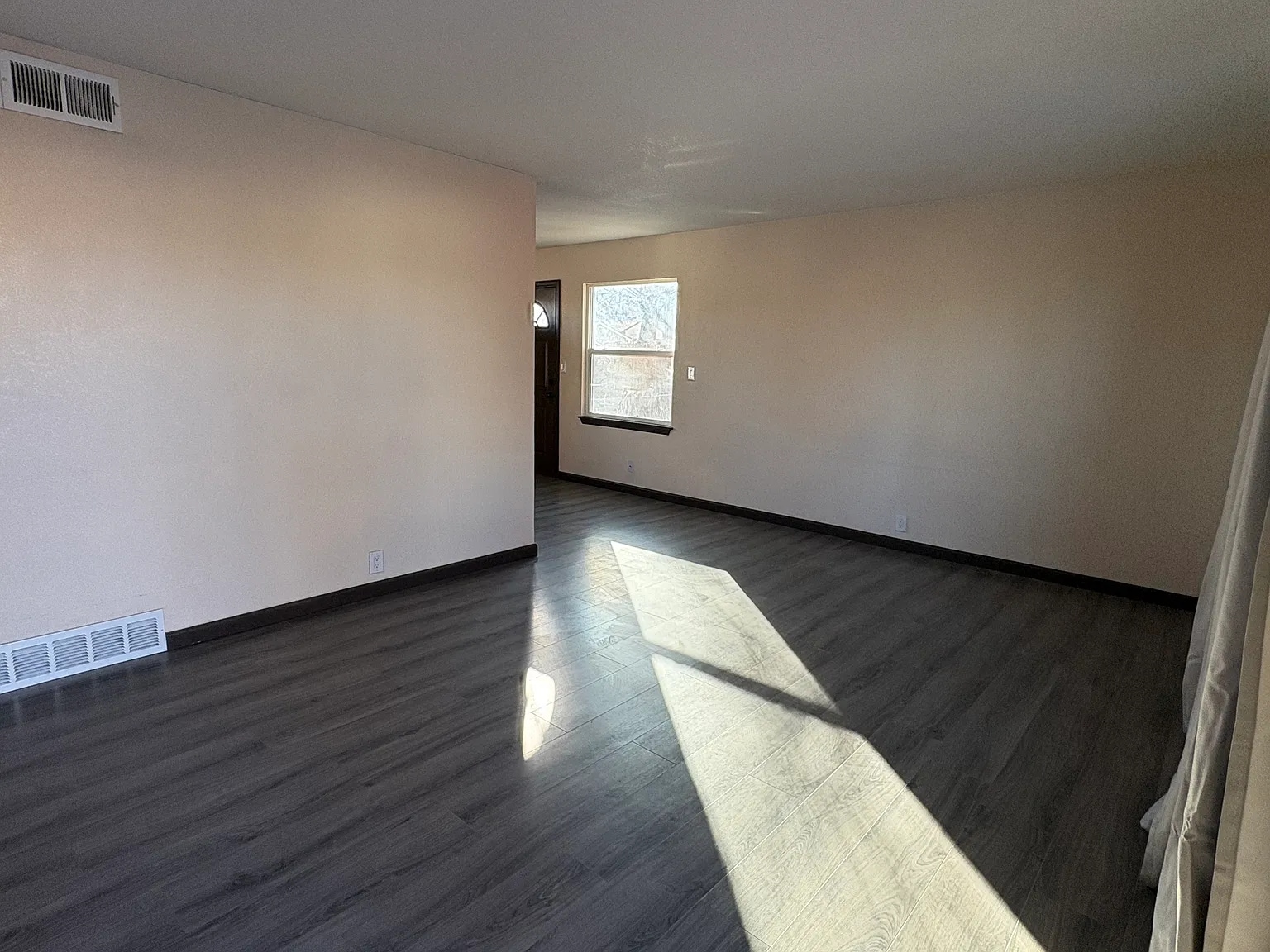 Building Photo - 1211 Florence Ave