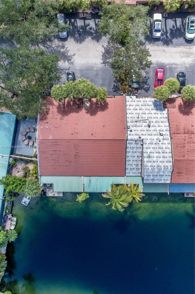 Building Photo - 8299 Balgowan Rd