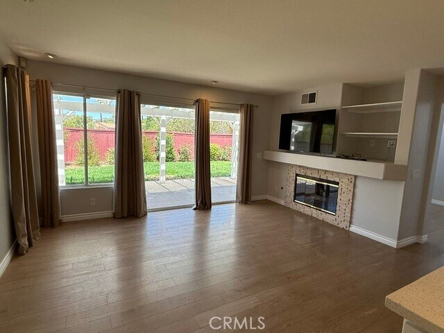 Building Photo - 670 Stoney Creek Cir