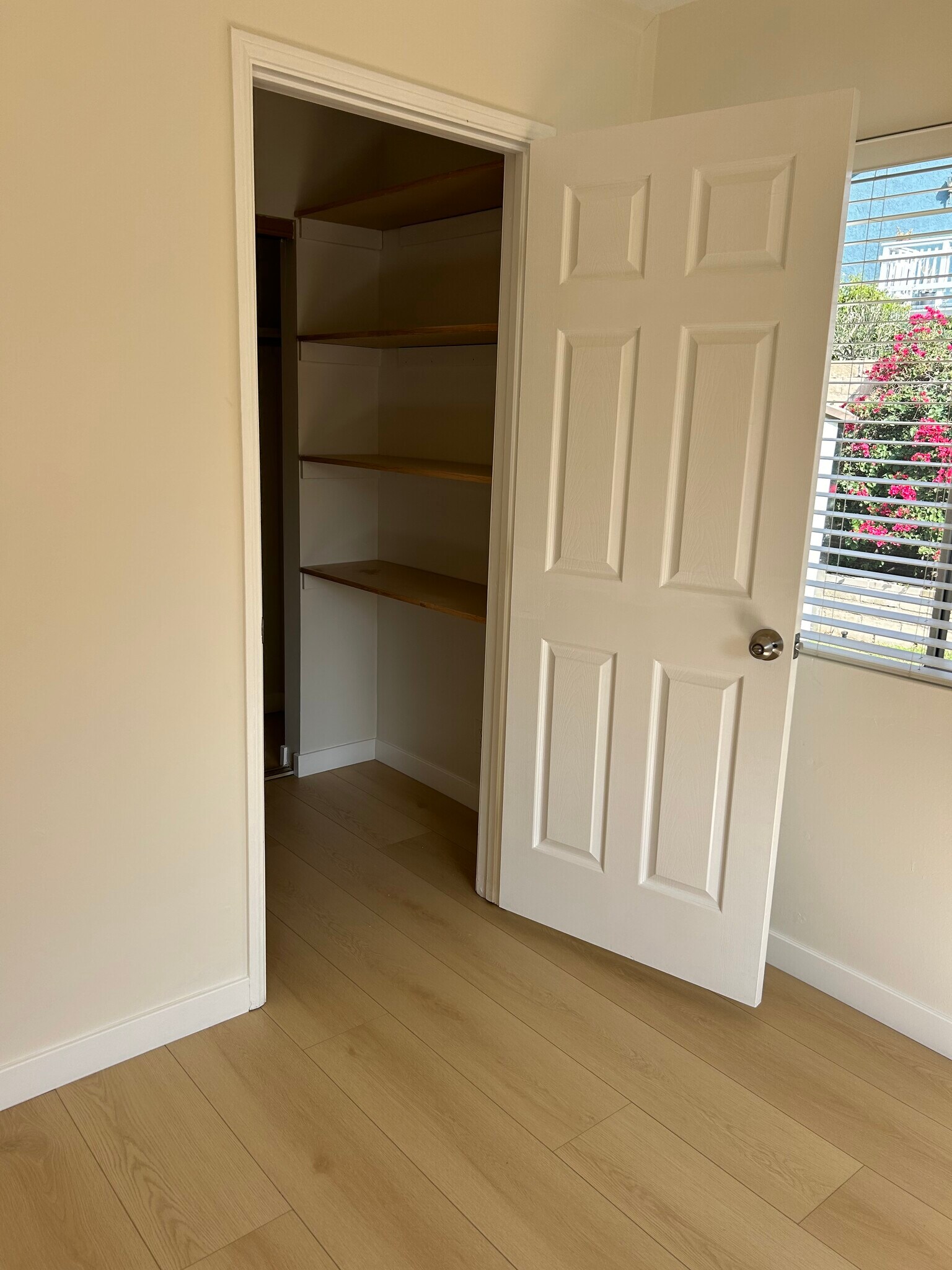 Walk in closet - 10760 Russett Ave