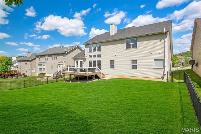 Building Photo - Executive Lease Opportunity - 4 Bed 3 Bath