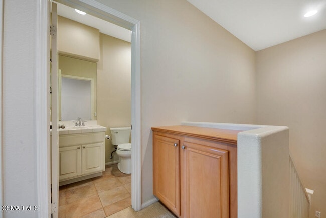 Building Photo - 122 Via Katrina