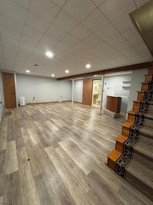 Building Photo - 273 Rea Ave Ext