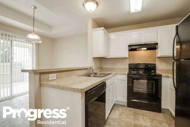 Building Photo - 1022 Hayworth Ave