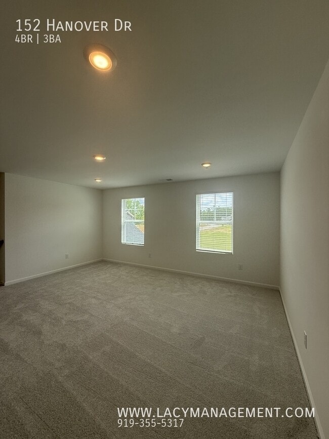 Building Photo - 152 Hanover Dr