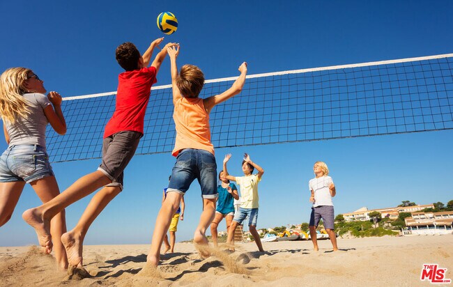 Building Photo - 2910 Neilson Wy