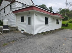 Building Photo - 43 Milton Tpke