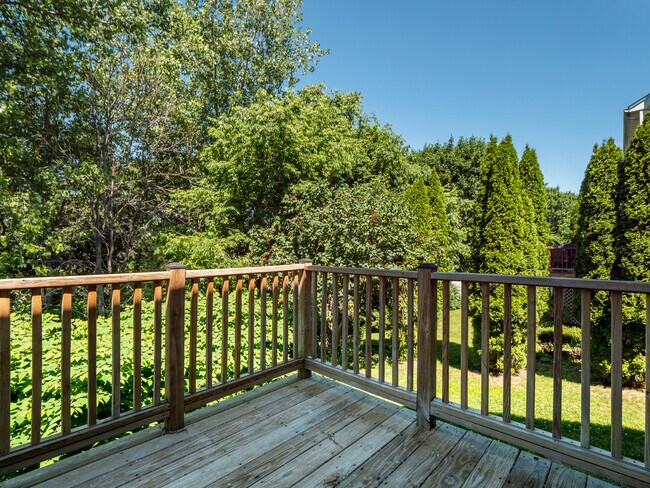 Building Photo - 90A Loxwood St