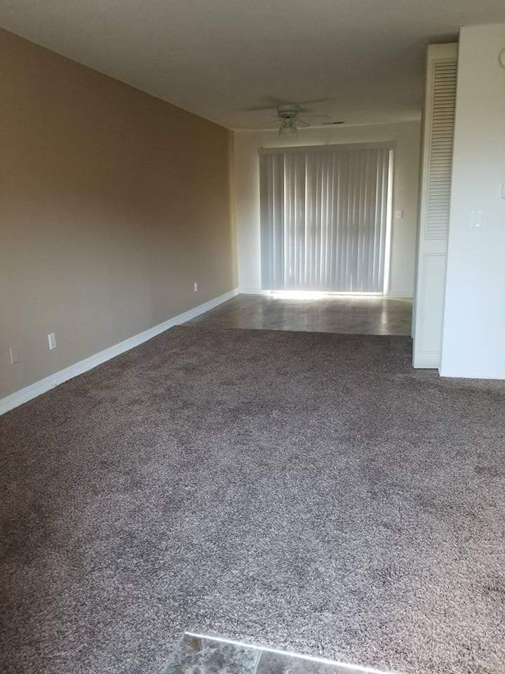 Lincoln Square Apartments 1700 N School St Normal IL 61761