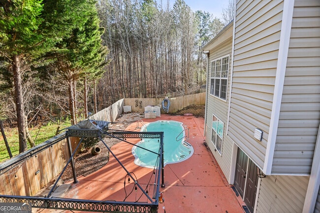 Building Photo - 204 Victoria Trace