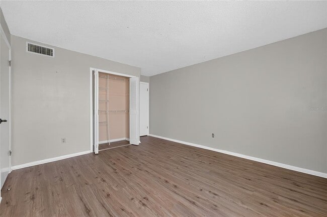 Building Photo - 510 Orange Dr